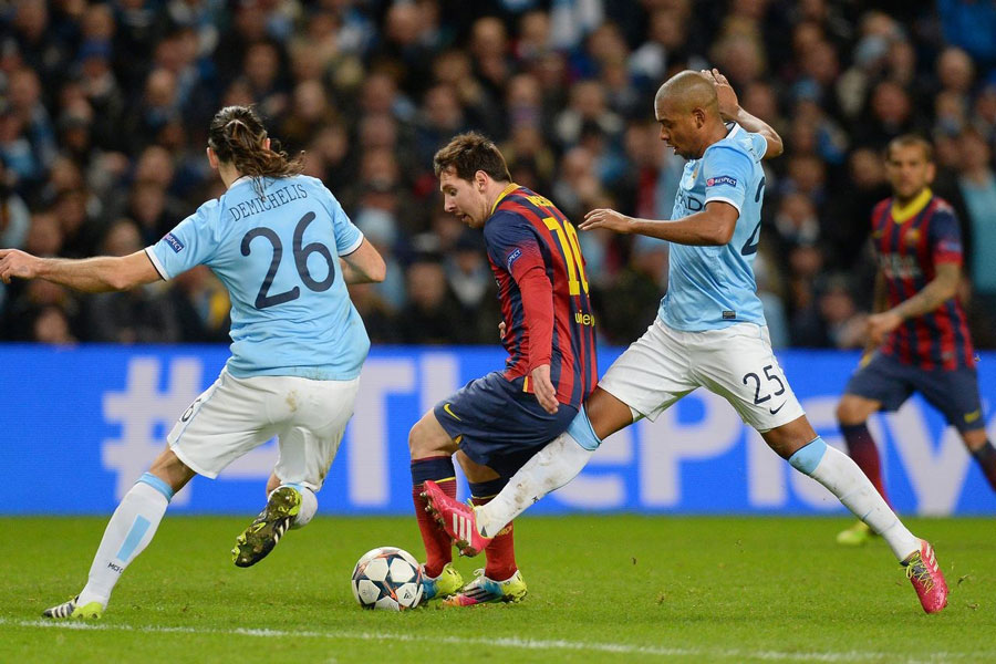 阿森纳客场3-0布拉格斯拉维亚，梅里诺双响，萨卡点射（阿森纳客场三球完胜布拉格斯拉维亚：梅里诺梅开二度，萨卡点球建功）