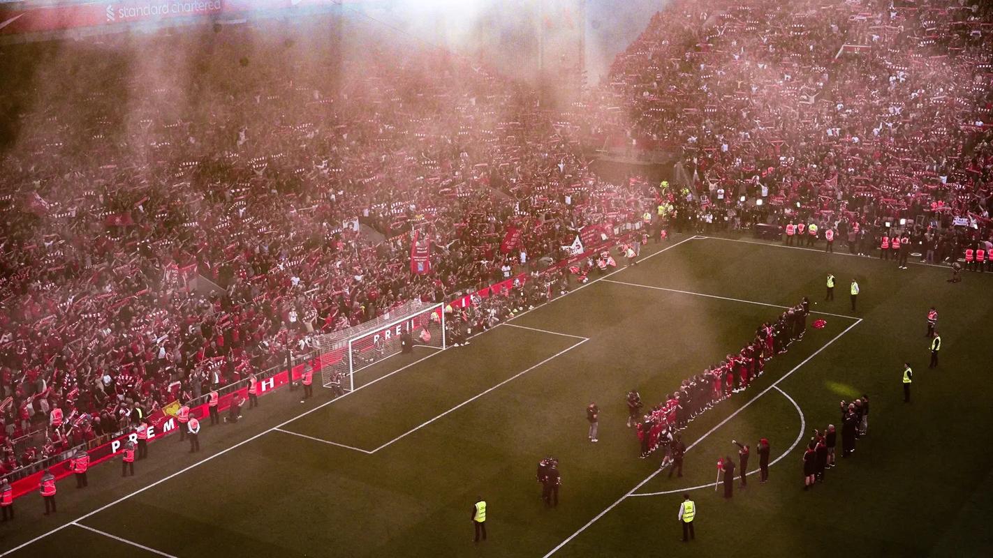 球员被球迷喊“去找个班上”，加图索：坦白地说这让我很难受（球员遭球迷喊“去上班”，加图索直言：这让我很难受）