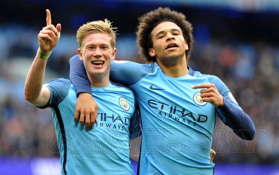 赫内斯：拜仁再次成为一座堡垒；孔帕尼像老母鸡一样保护球员（赫内斯：拜仁重铸堡垒气质；孔帕尼悉心护航球员）