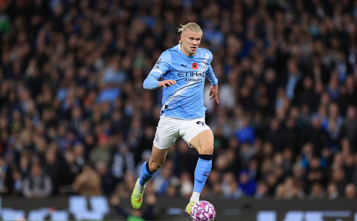 2025赛季中超最佳阵容：法比奥、瓦科领衔，蒋圣龙、朱辰杰入选（中超2025赛季最佳阵容出炉：法比奥、瓦科领衔，蒋圣龙、朱辰杰上榜）