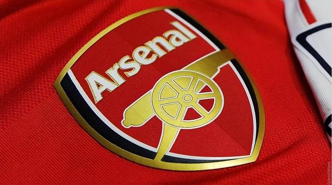 2025／26赛季英超：雪上加霜！曼联核心三人伤缺水晶宫硬仗（英超2025／26：曼联三大核心伤停，水晶宫恶战前再遭打击）