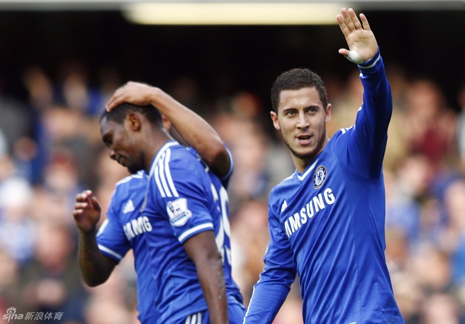 米兰冬窗急寻中锋：莱奥撑不起停区，谁能补上争冠最后一块拼图？