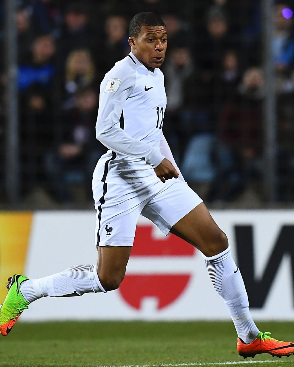 每日邮报：罗本开启板式网球职业生涯，今年8月拿到首个积分（每日邮报：罗本转战板式网球职业赛，8月斩获首个积分）